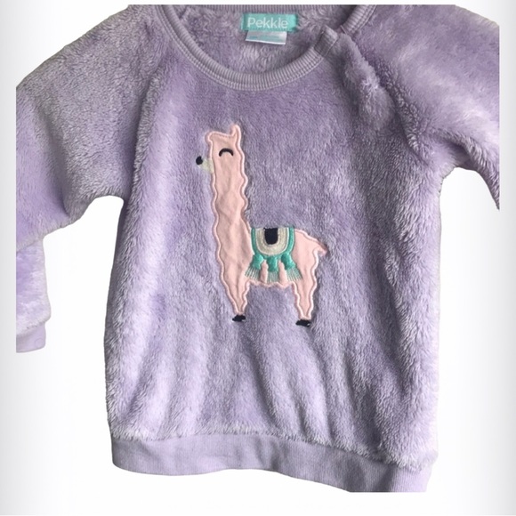 3/$20 PEKKLE 24M lilac llama girl sweater - Picture 2 of 3